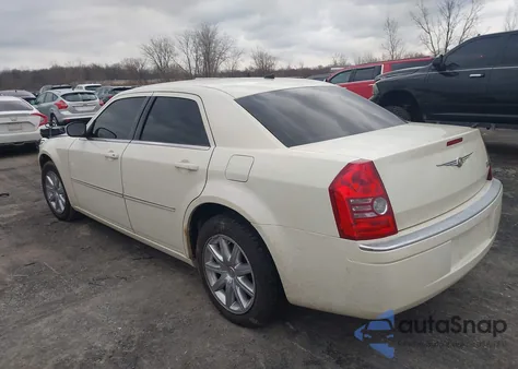 2008 Chrysler 300 Limited from USA, damaged, VIN 2C3KA33G48H169983